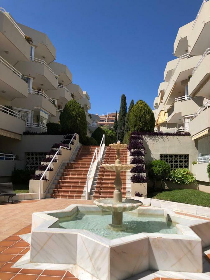Luxury Dona Carlota Apartment Torremolinos Exterior photo