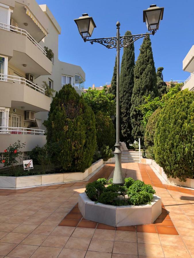 Luxury Dona Carlota Apartment Torremolinos Exterior photo