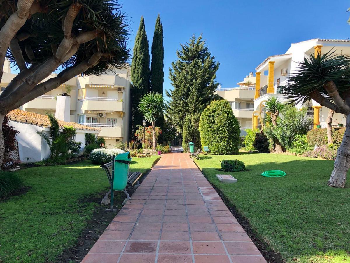 Luxury Dona Carlota Apartment Torremolinos Exterior photo